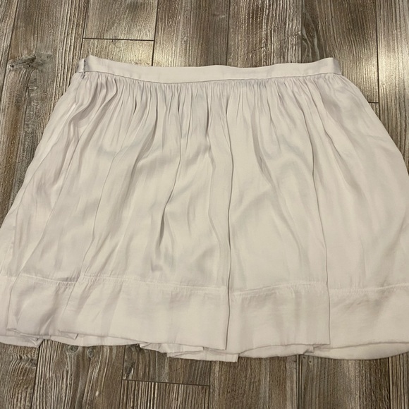 Banana Republic Goddess Mini Skirt (Size 12P) - Picture 3 of 10